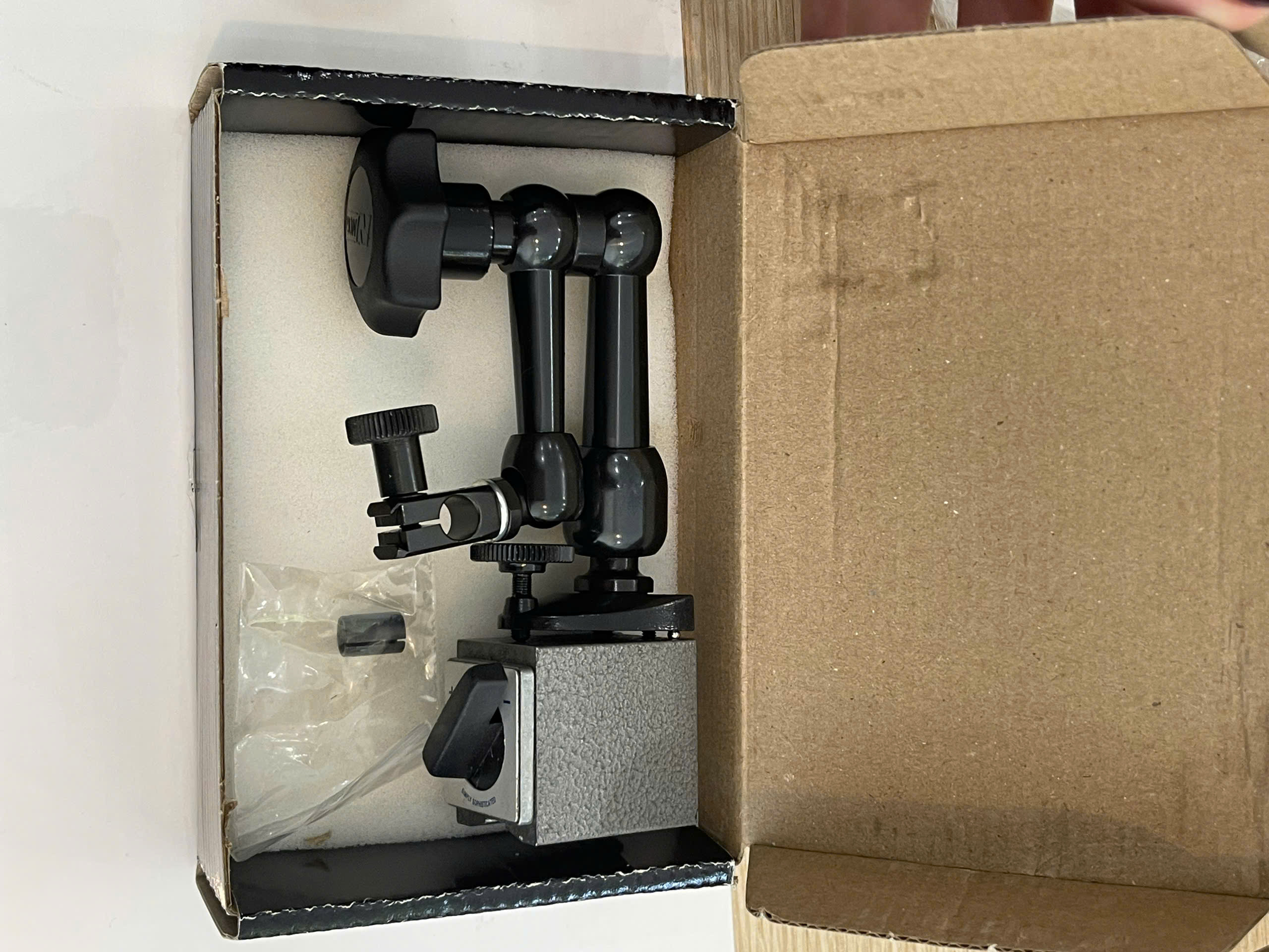 GIÁ ĐỠ DỤNG CỤ ĐO NF10403