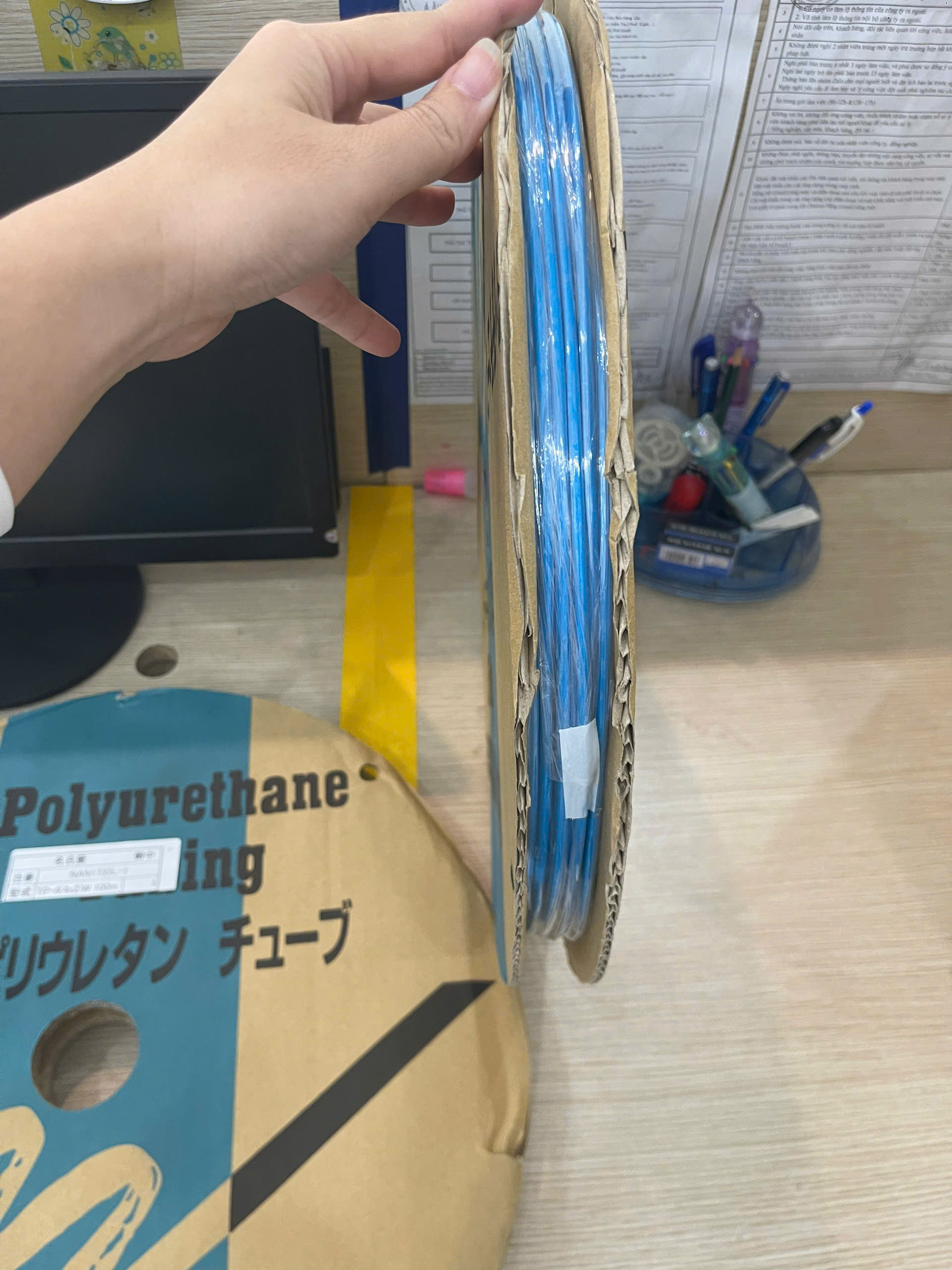 Ống dẫn khí . Model: TP-4 (4x2) LB 100M  / タッチチューブ TPシリーズ